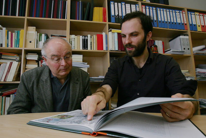 Autor Prof. Dr. Werner Nell und Illustrator Steffen Hendel im Gespräch über den "Atlas der fiktiven Orte"