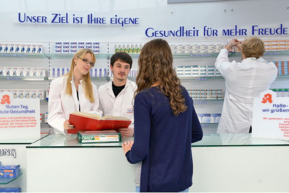  In the new teaching pharmacy, students practice every-day situations that can arise in a chemist’s shop 