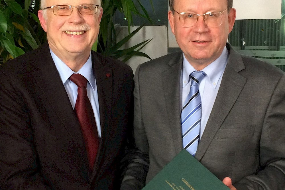 Wulf Diepenbrock und Peter Wycisk (von links) bei der Verleihung des Roemer-Preises.