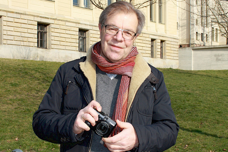 Rechtswissenschaftler Reimund Schmidt-De Caluwe war öfter mit der Kamera anzutreffen.