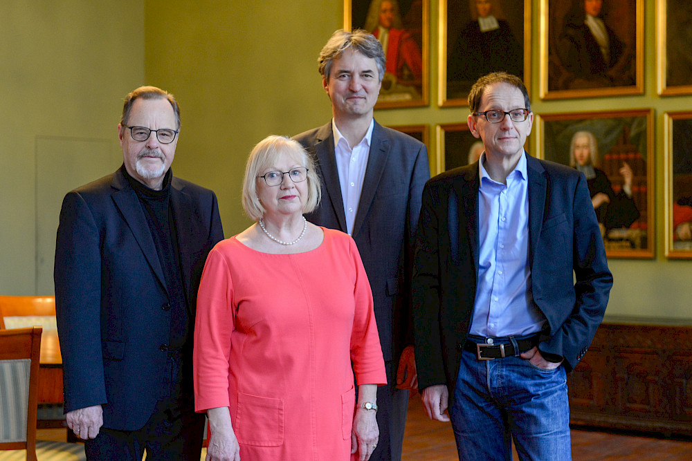 Das Kuratorium der Universität: Rüdiger Pohl, Jutta Schnitzer-Ungefug, Matthias Lux und Andreas Keller (von links).