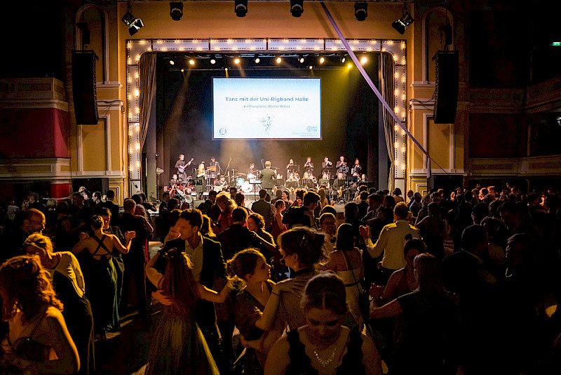 Die Uni-Bigband sorgte für gute Stimmung.