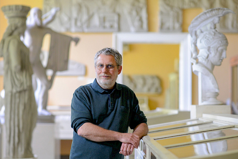 Henryk Löhr im Archäologischen Museum